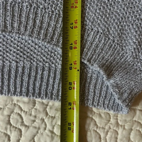 Brand Bazar Metallic Shimmer Knit Top Silver Holiday Sweater Sz M Made in Italy - Picture 10 of 11